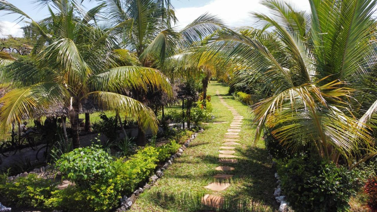 Michamvi Botanica Eco Lodge מראה חיצוני תמונה